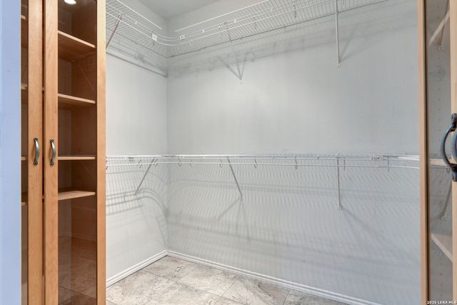 101 Campden Cir, San Antonio, TX 78218