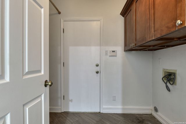 101 Campden Cir, San Antonio, TX 78218