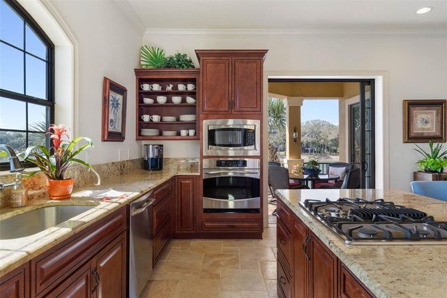 355 HARBOR VILLAGE POINT N, Palm Coast, FL 32137