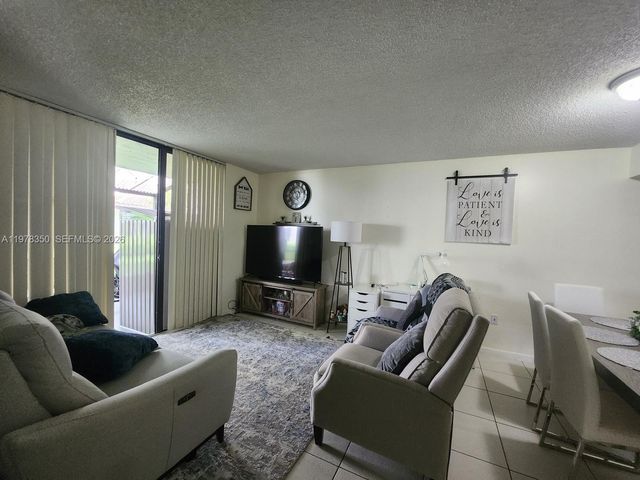8215 SW 152nd Ave G-115, Miami, FL 33193