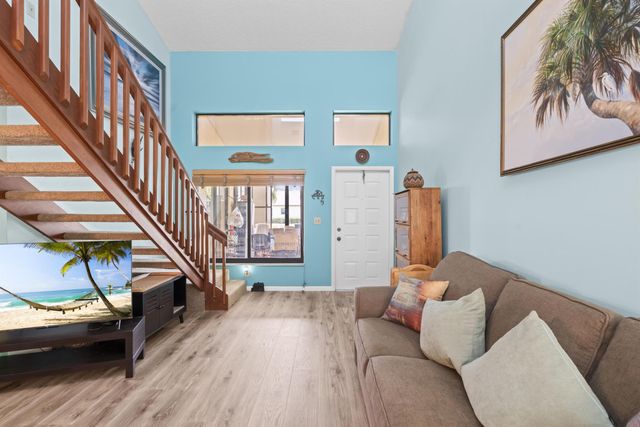 1718 W Royal Tern Lane, Fort Pierce, FL 34982