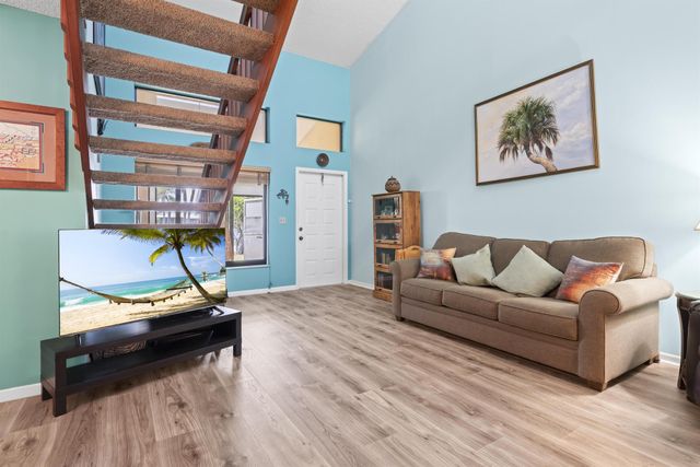 1718 W Royal Tern Lane, Fort Pierce, FL 34982