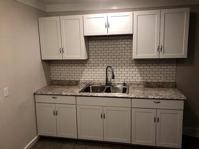 505 E Sterling Street, Baytown, TX 77520