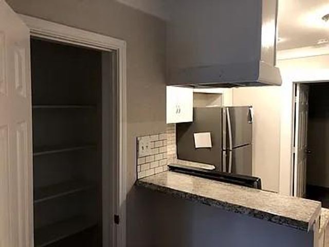 505 E Sterling Street, Baytown, TX 77520