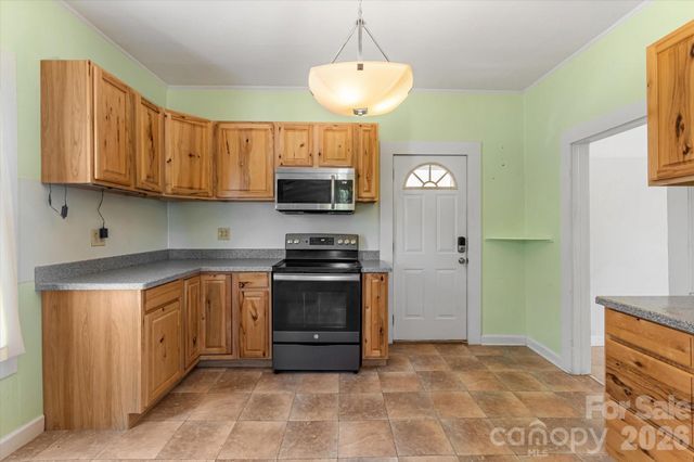 466 Miller Avenue, Marion, NC 28752
