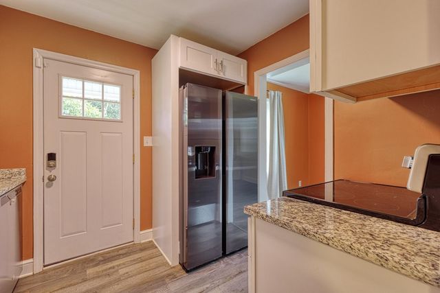 2478 Country Club Rd, Spartanburg, SC 29302