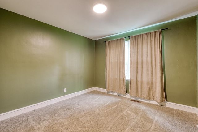 2478 Country Club Rd, Spartanburg, SC 29302