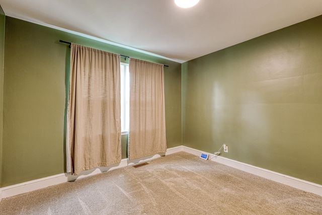 2478 Country Club Rd, Spartanburg, SC 29302