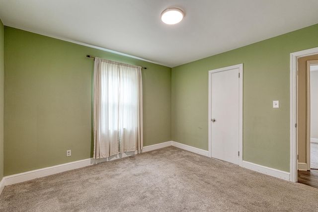 2478 Country Club Rd, Spartanburg, SC 29302