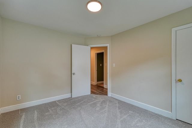 2478 Country Club Rd, Spartanburg, SC 29302