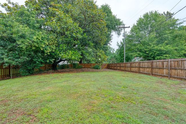 2478 Country Club Rd, Spartanburg, SC 29302