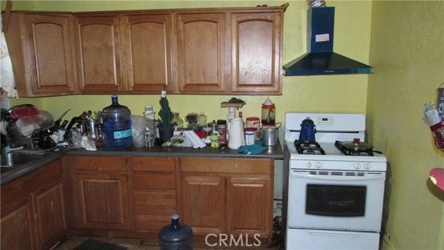 1195 Wisconsin, Pomona, CA 91768