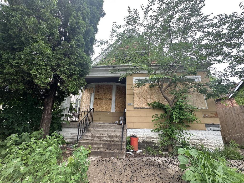 2608 W Burleigh STREET, Milwaukee, WI 53206