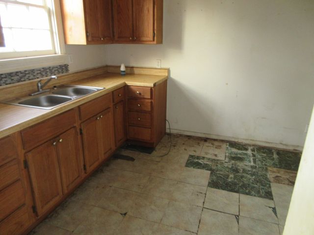 254 E Lister Street, Shreveport, LA 71101