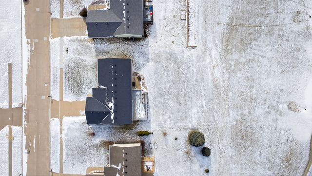 2712 N 13th Street, Clinton, IA 52732