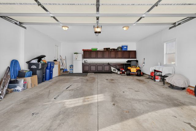 2712 N 13th Street, Clinton, IA 52732