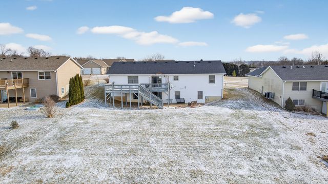 2712 N 13th Street, Clinton, IA 52732