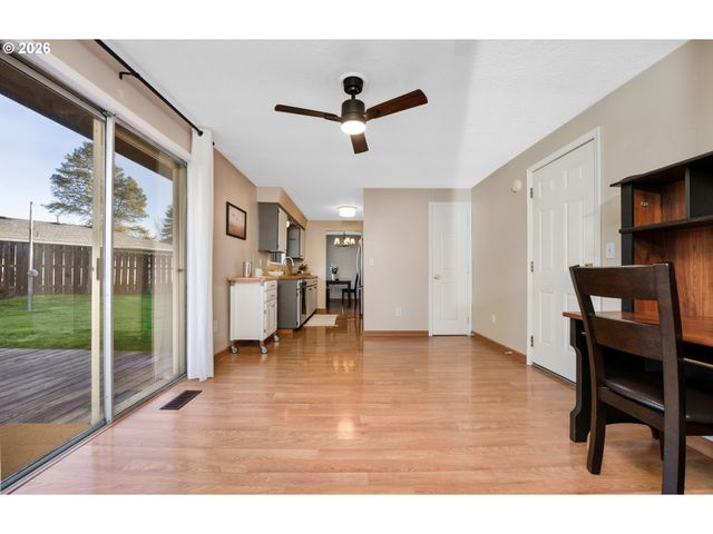 2294 Se 55TH Ave, Hillsboro, OR 97123