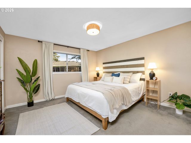 2294 Se 55TH Ave, Hillsboro, OR 97123