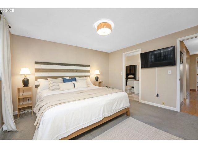 2294 Se 55TH Ave, Hillsboro, OR 97123