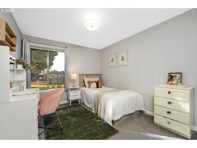 2294 Se 55TH Ave, Hillsboro, OR 97123