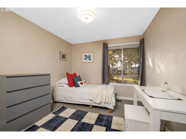 2294 Se 55TH Ave, Hillsboro, OR 97123