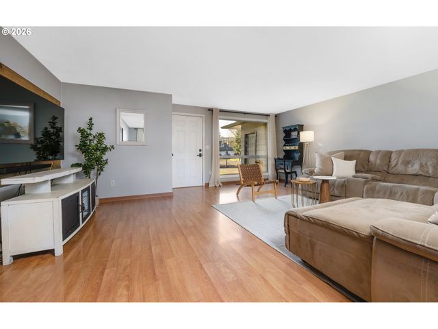 2294 Se 55TH Ave, Hillsboro, OR 97123