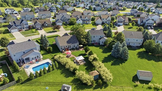 3932 Courtyard Drive, Lorain, OH 44053