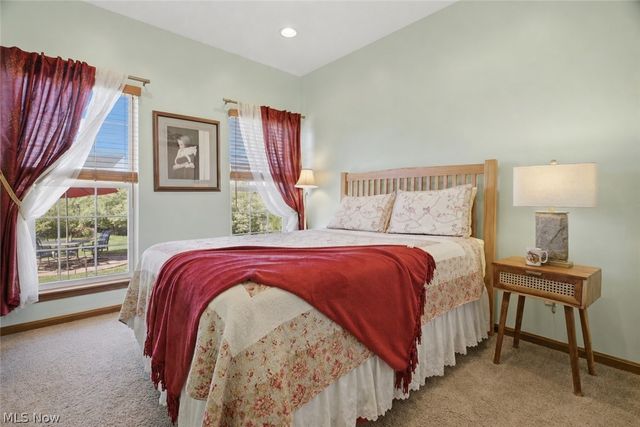 3932 Courtyard Drive, Lorain, OH 44053