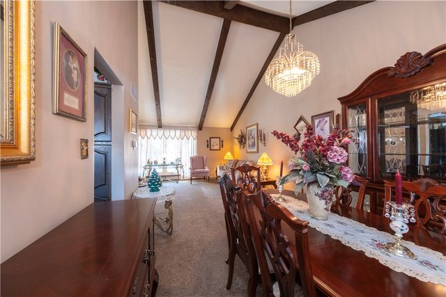 39 Adrian Dr, Hempfield Twp, PA 15601