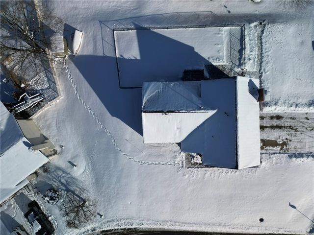 39 Adrian Dr, Hempfield Twp, PA 15601