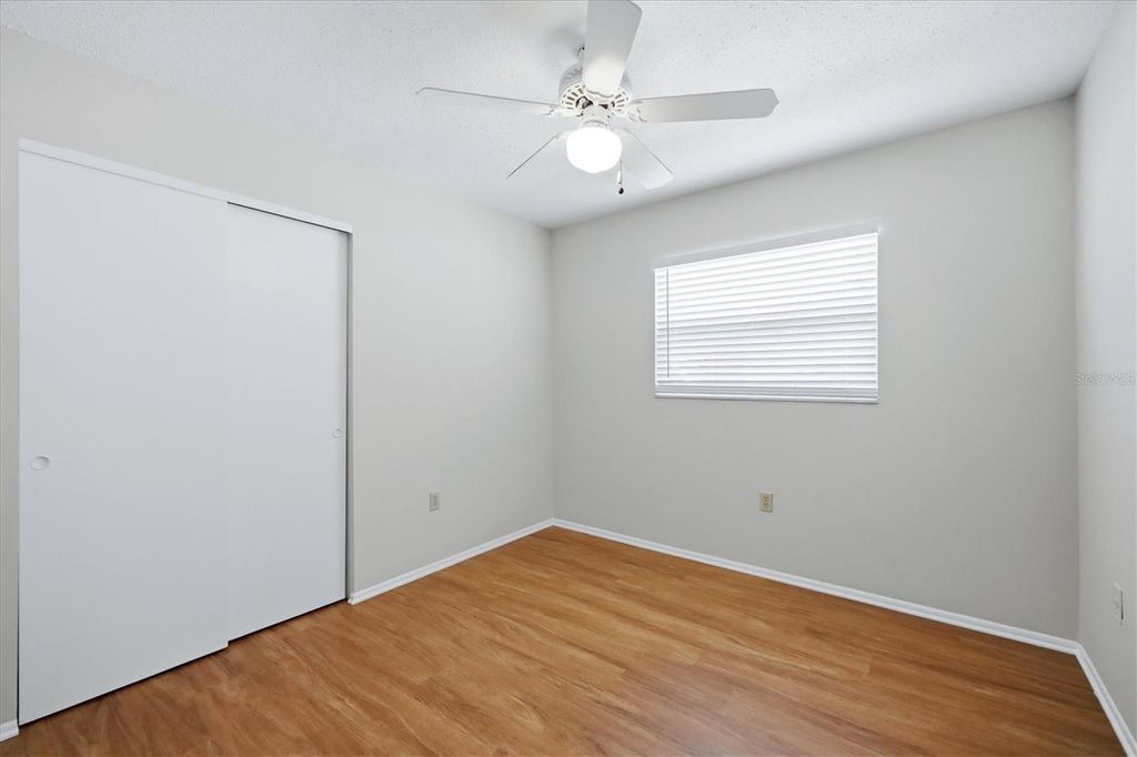 Image 26 of property listing at 519 65TH AVENUE W, Bradenton, FL 34207