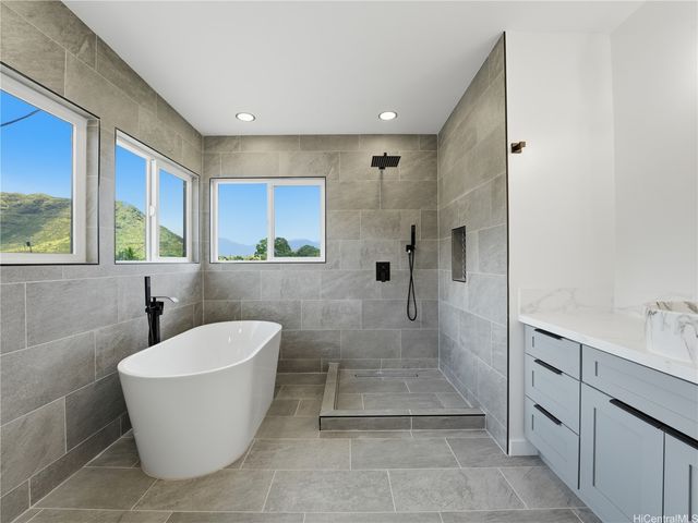 84-949 Hana Street A, Waianae, HI 96792
