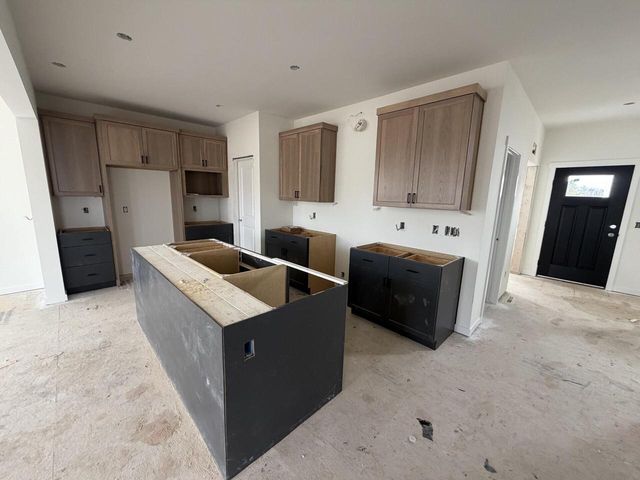 1369 Scotsland LANE, Oconomowoc, WI 53066