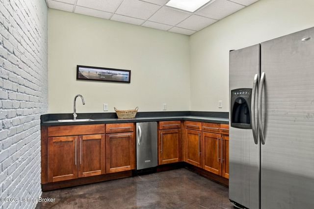 309 E Market St 204, Louisville, KY 40202