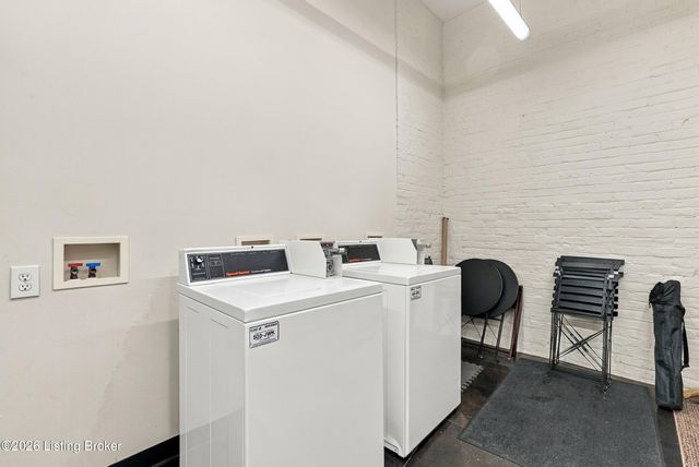 309 E Market St 204, Louisville, KY 40202