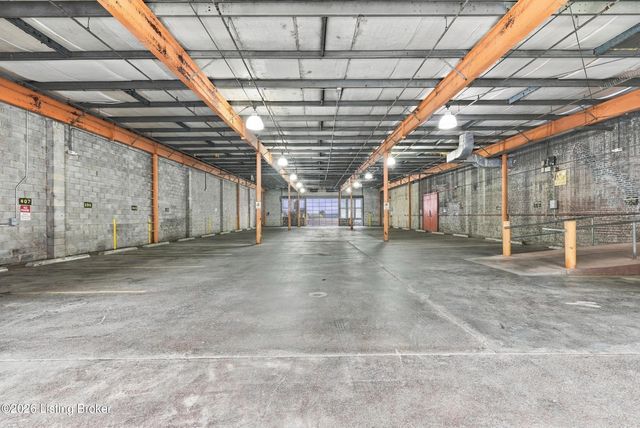 309 E Market St 204, Louisville, KY 40202