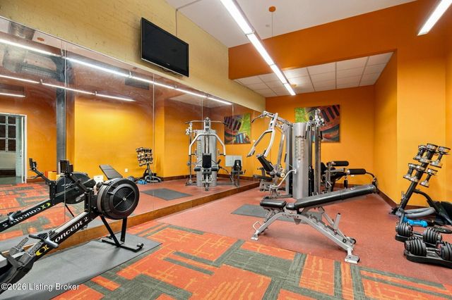 309 E Market St 204, Louisville, KY 40202