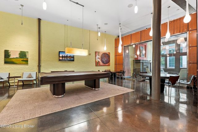 309 E Market St 204, Louisville, KY 40202