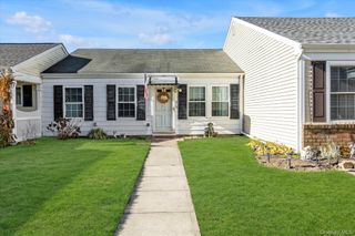 141 Forge Lane, Coram, NY 11727