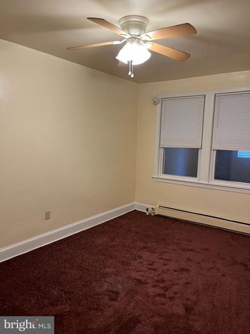 1641 V ST SE #2, Washington, DC 20020