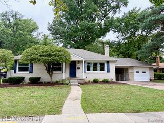 1815 Mcdonald Avenue, Royal Oak, MI 48073