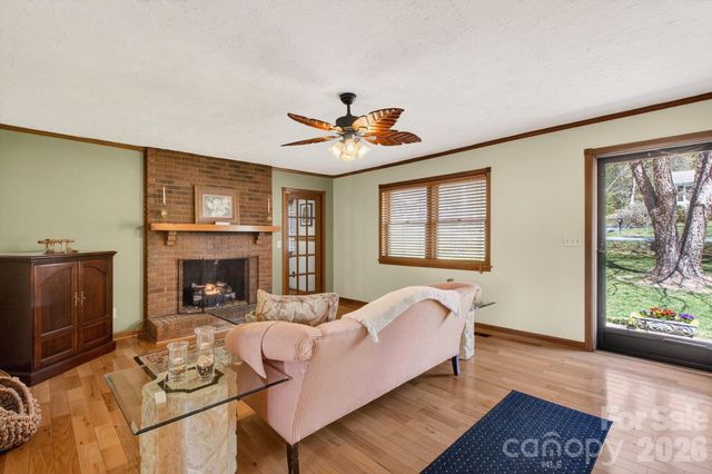 13 Forge Drive, Mills River, NC 28759