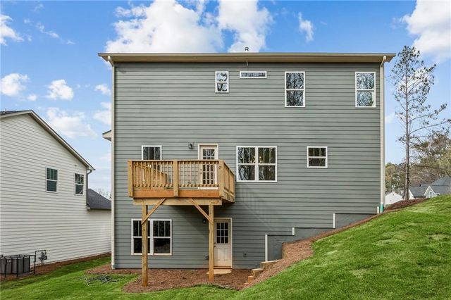2637 Mills Bend, Decatur, GA 30034