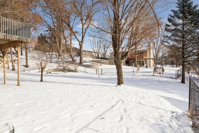 7910 Banks Path, Inver Grove Heights, MN 55077