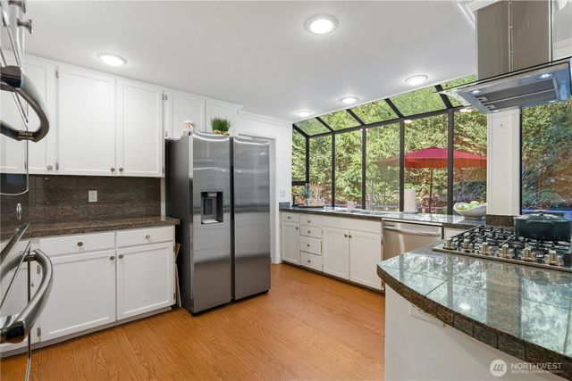 21842 NE 30th Place, Sammamish, WA 98074