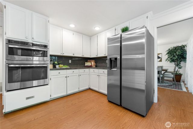 21842 NE 30th Place, Sammamish, WA 98074