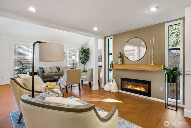 21842 NE 30th Place, Sammamish, WA 98074