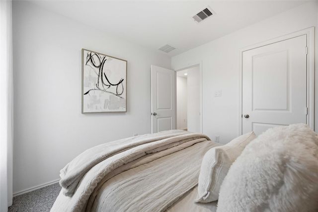 6011 Pineapple Street, Houston, TX 77048