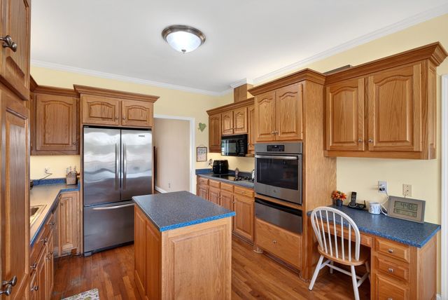820 Old Island Ford Road, Chesnee, SC 29323